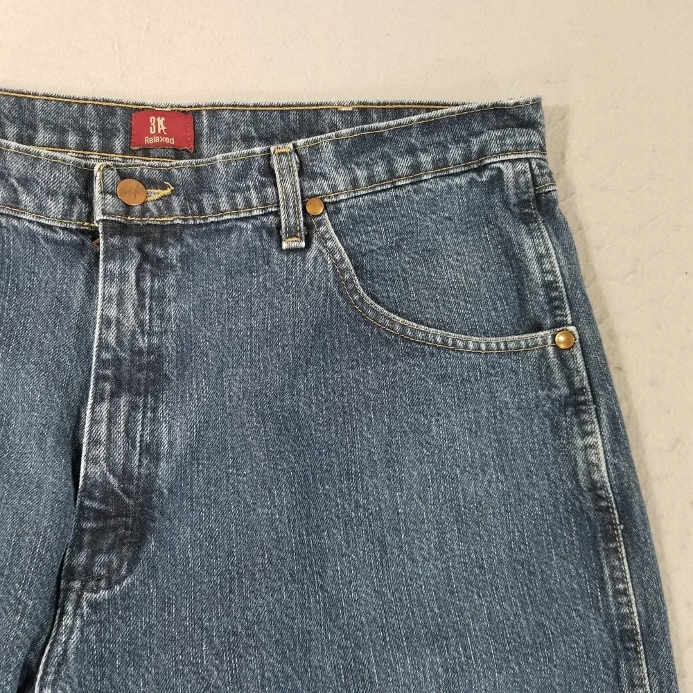 Wrangler jeans men's 38x30 3A relaxed fit blue denim pants 31MWZ Retro